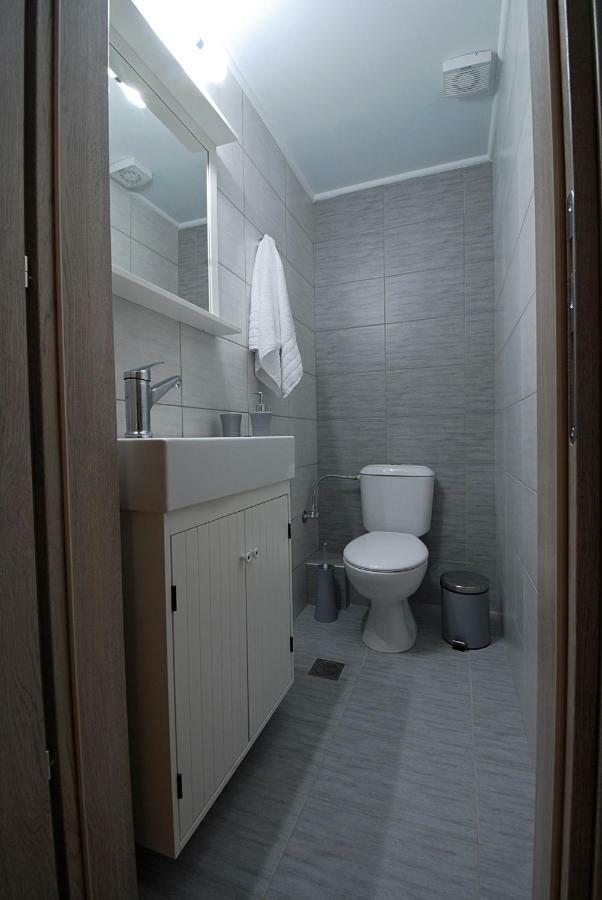 Appartamento Large, Sunny, Modern Fully Renovated, Next To Agia Sofia