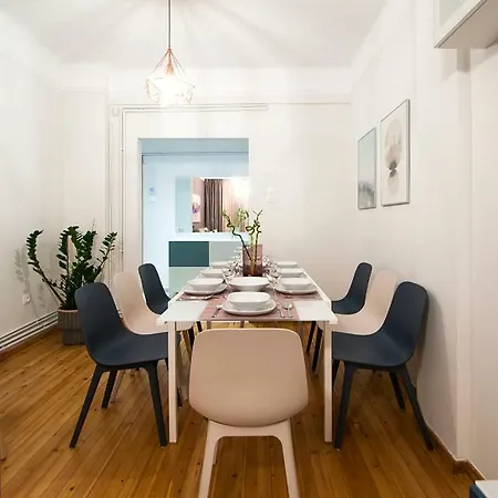 Large, Sunny, Modern Apartment Fully Renovated, Next To Agia Sofia Thessaloniki Exterior foto