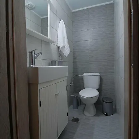 Large, Sunny, Modern Apartment Fully Renovated, Next To Agia Sofia Thessaloniki Exterior foto